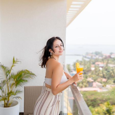 Bloom Hotel - Dona Paula ปณชี ภายนอก รูปภาพ