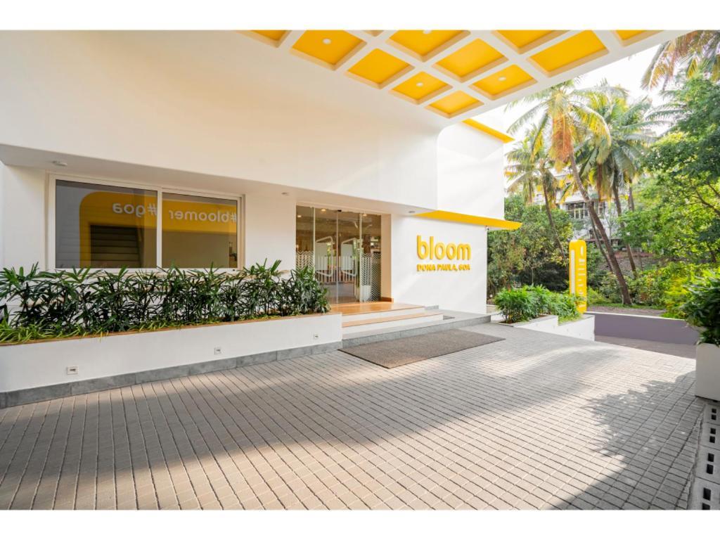 Bloom Hotel - Dona Paula ปณชี ภายนอก รูปภาพ