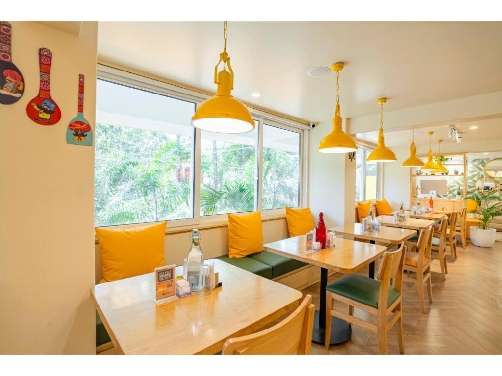 Bloom Hotel - Dona Paula ปณชี ภายนอก รูปภาพ