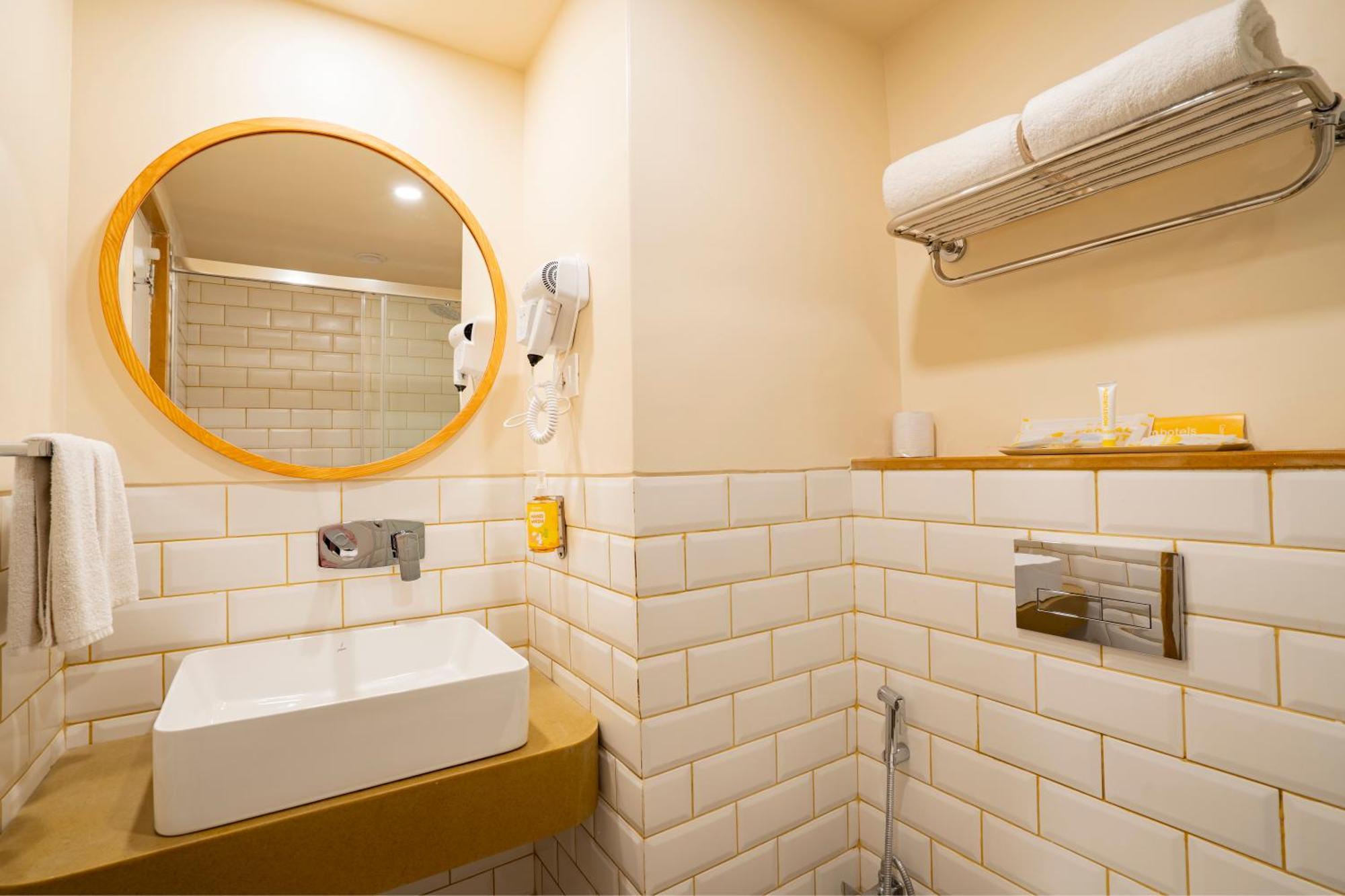 Bloom Hotel - Dona Paula ปณชี ห้อง รูปภาพ